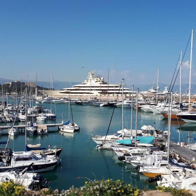3P Central Refait A Neuf - Parking L430Cm X W275Cm Antibes Exterior foto