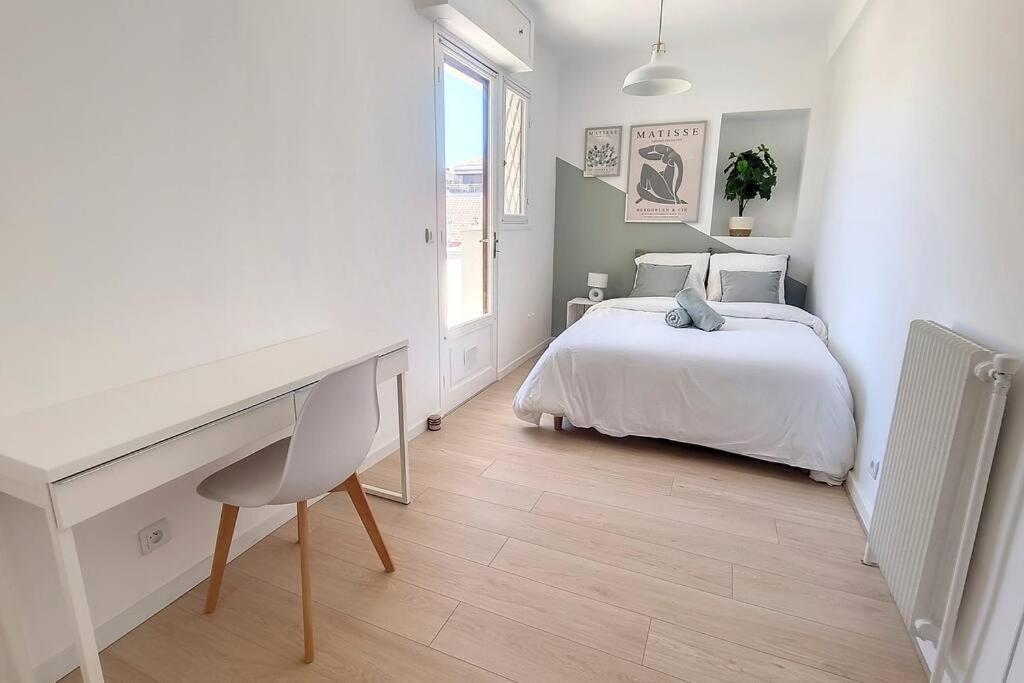 3P Central Refait A Neuf - Parking L430Cm X W275Cm Antibes Exterior foto